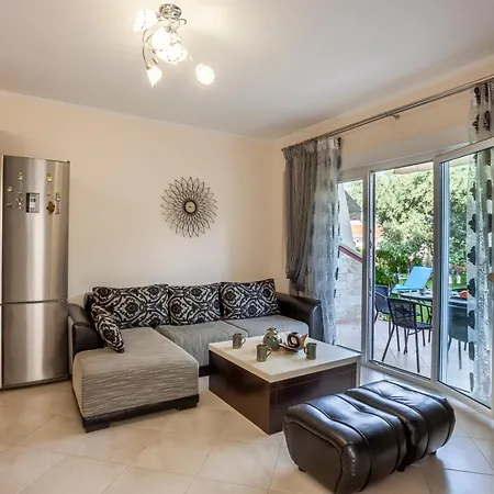 Olga Garden Πευκοχώρι